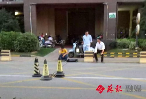 什么仇什么怨 園區一小區門口用上了破 胎 器